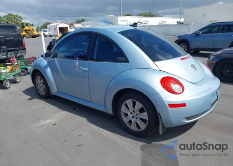 2009 Volkswagen New Beetle 2.5L from USA, damaged, VIN 3VWRW31C39M514352